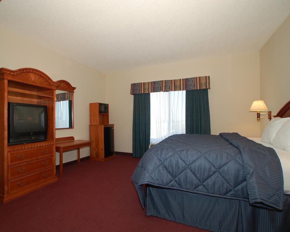 Holiday Inn Express & Suites Weatherford By Ihg Exterior photo