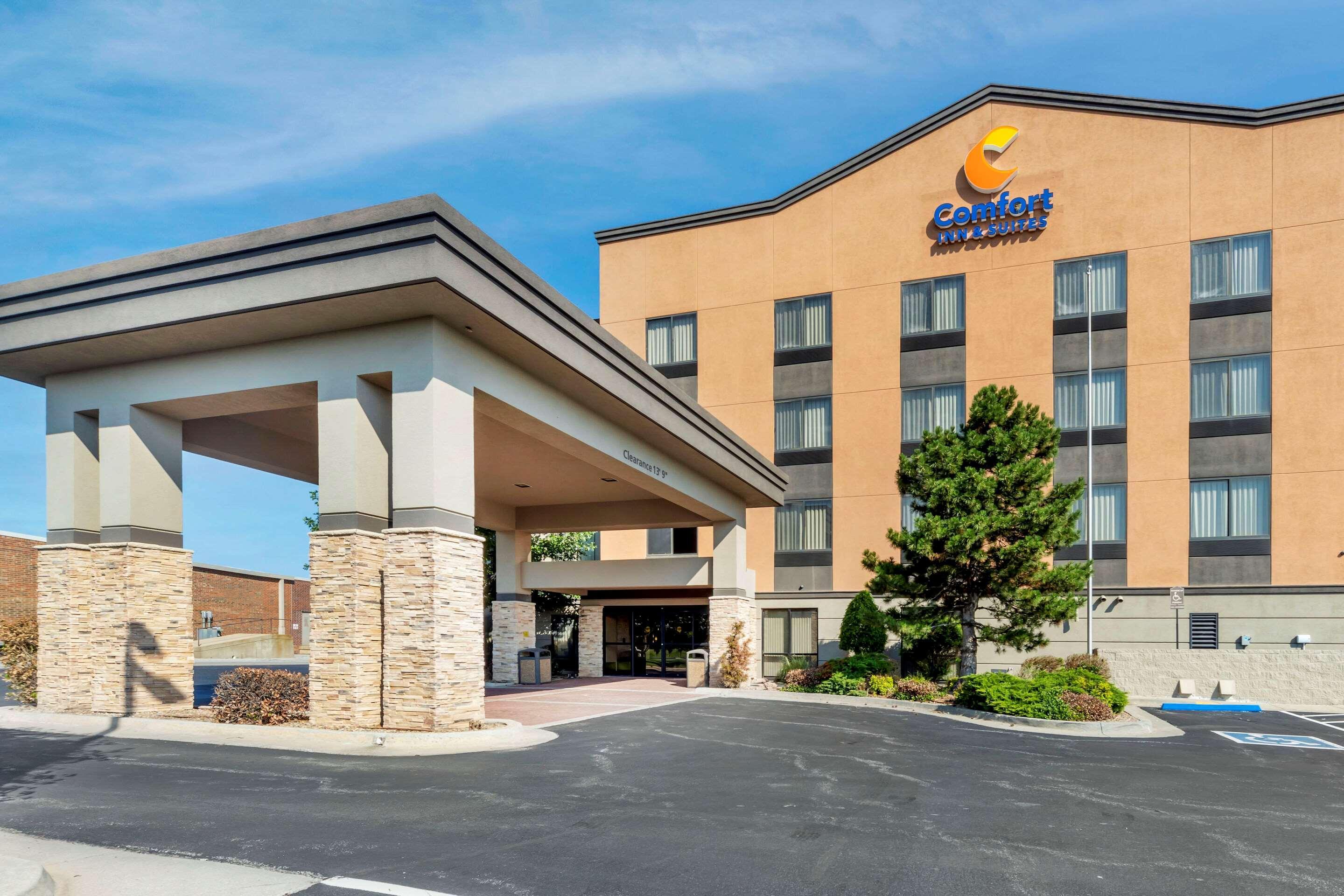 Holiday Inn Express & Suites Weatherford By Ihg Exterior photo